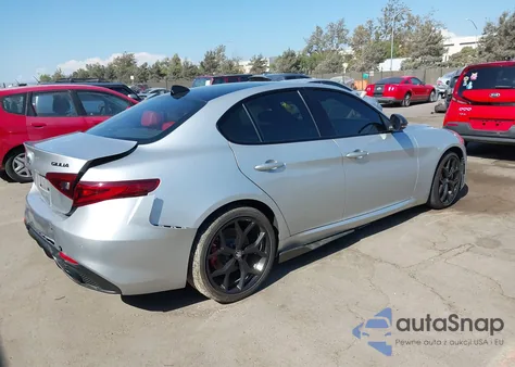 2020 Alfa Romeo Giulia Sport Rwd z USA, uszkodzony, nr VIN ZARFAMAN1L7625596